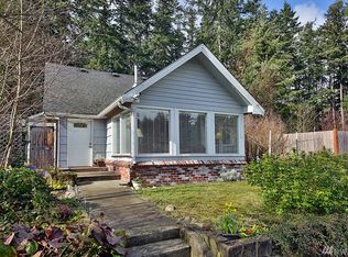 6340 Frost Ave, Clinton, WA 98236