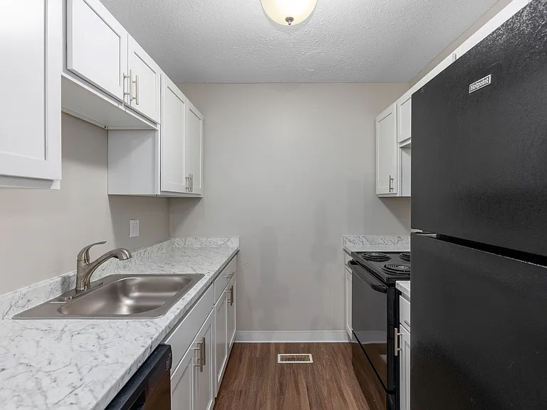 Briarcliffe Apartments & Townhomes — Photo 44