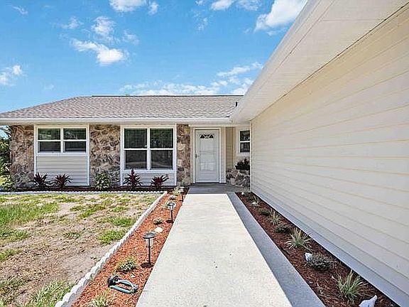 2nd image of 7190 San Casa Dr