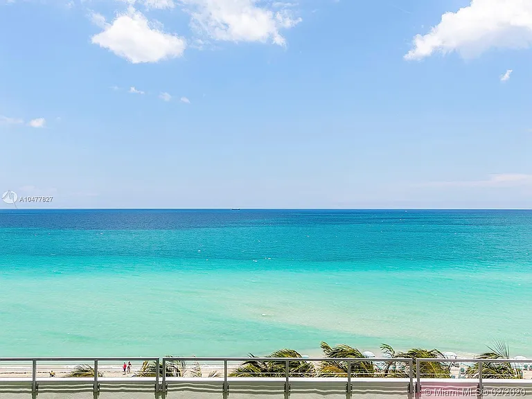 6801 Collins Ave #Penthouse 01 — Photo 30