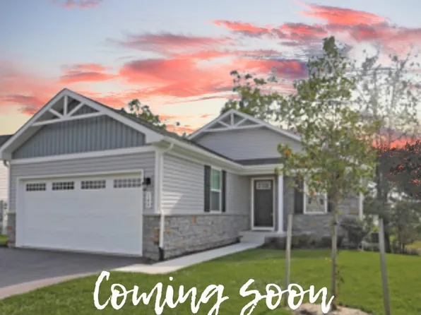 140 Cape Cod Cir, Martinsburg, WV 25403