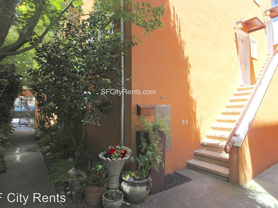 1st image of 124 Scott St #124