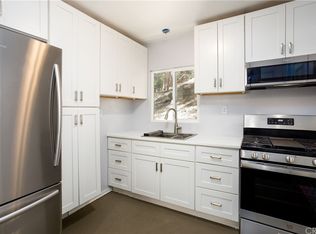625 Pyramid Dr, Crestline, CA 92325