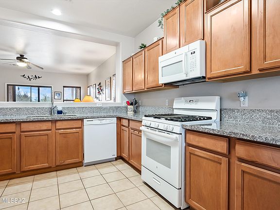 5th image of 1316 W Via Cerro Colorado