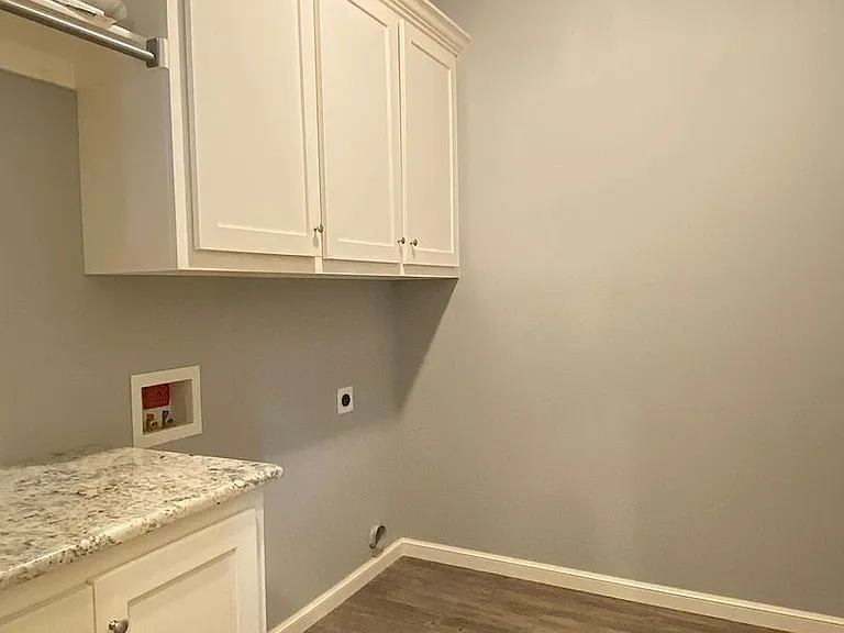 12829 High Plains Ave — Photo 20