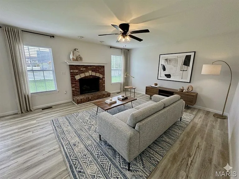 730 Moorland Cir — Photo 8