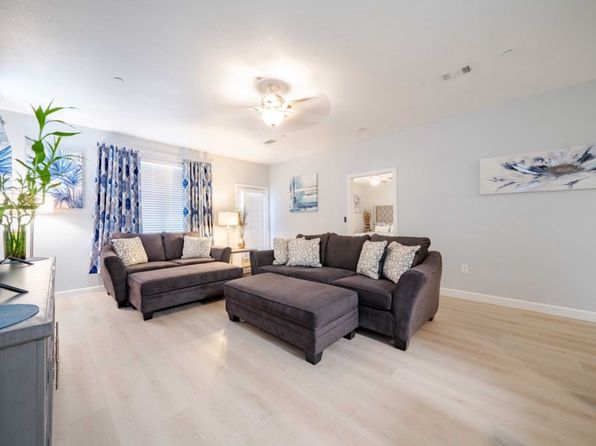 2368 San Jacinto Dr