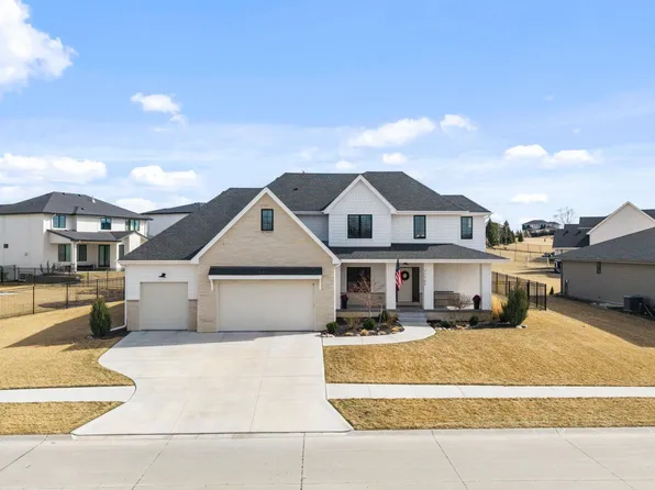 21165 C St, Elkhorn, NE 68022