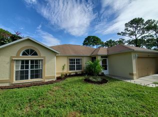 213 SW Ray Ave, Pt Saint Lucie, FL 34953