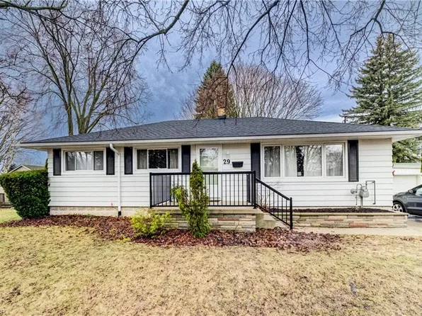 29 King St N, Minto, ON N0G 1Z0