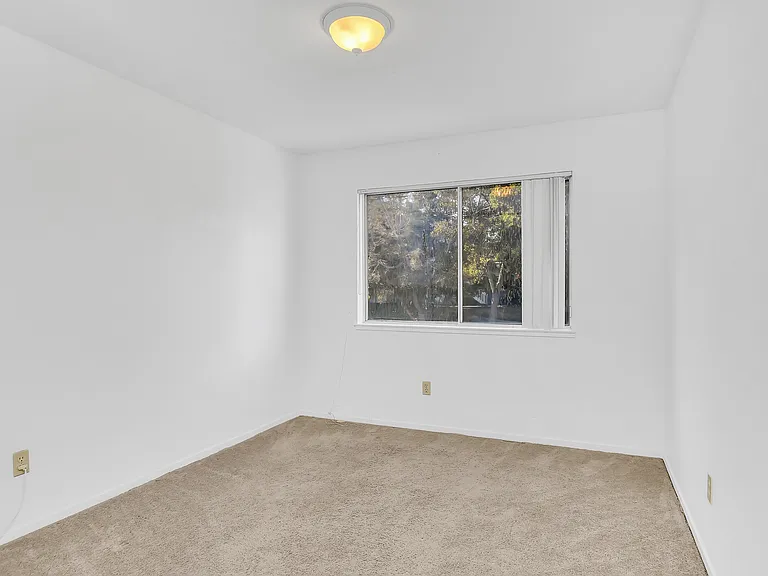 291 S Wildwood — Photo 18