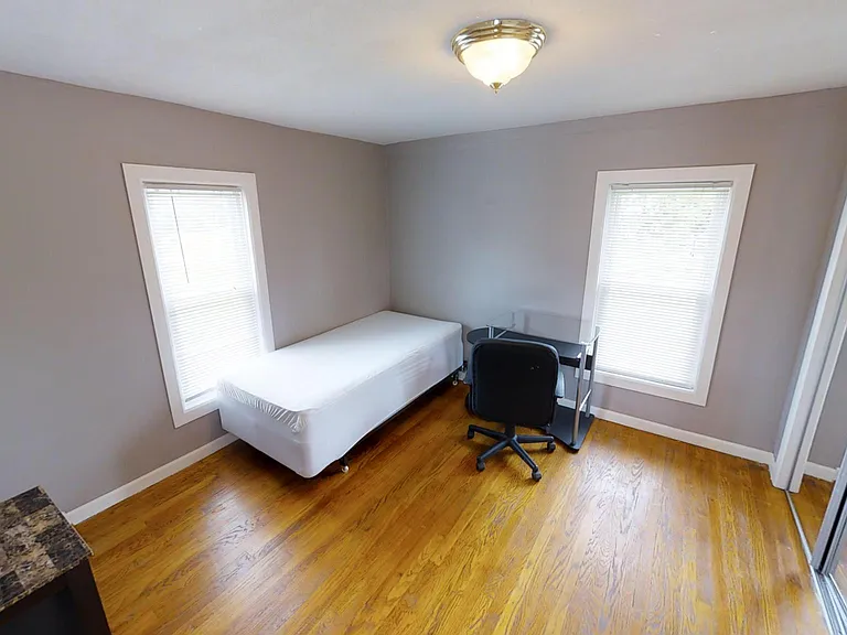 1111 E Colvin St #2 — Photo 8