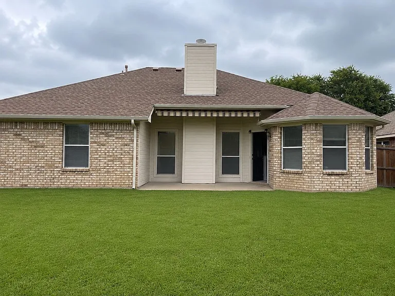 208 Orchard Trl — Photo 10