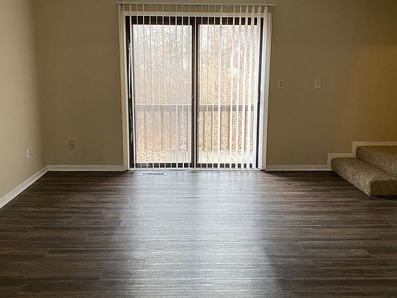 3rd image of 6060 In The Pines Dr SE #9316760