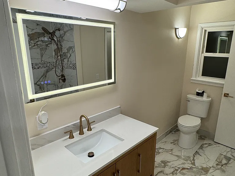 7100 W Fiebrantz Ave — Photo 2