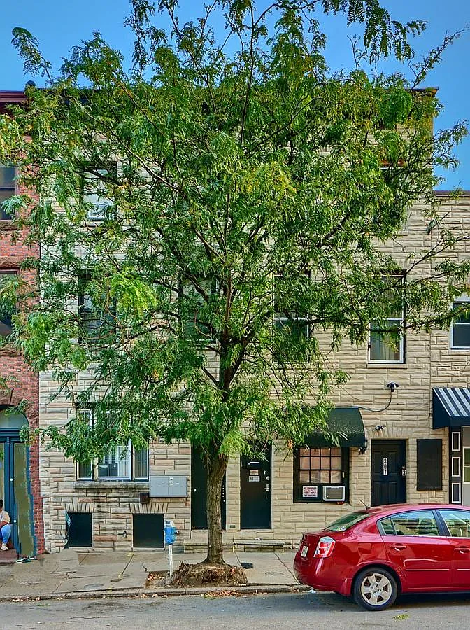1 bed, 350 sqft, $995 — Photo 1