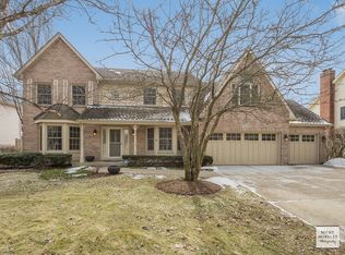 942 E Rosewood Ave, Naperville, IL