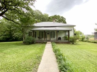 527 Barham Rd, Hornbeck, LA 71439