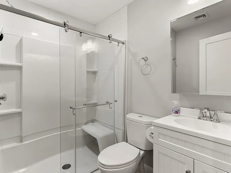 86 Marine Rd #2 — Photo 5