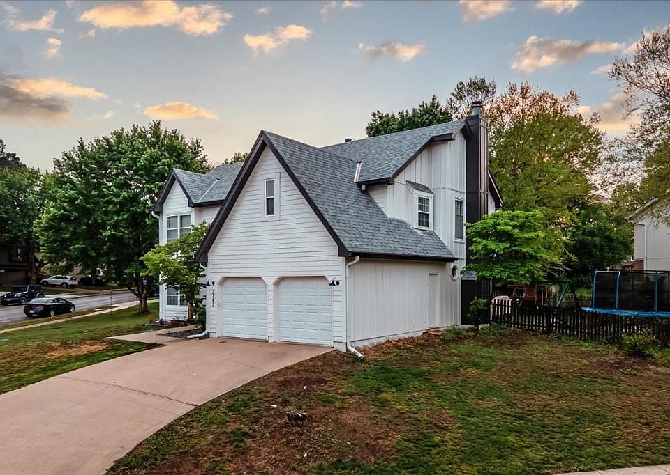 2742 W 131st St, Olathe, KS 66061 Zillow