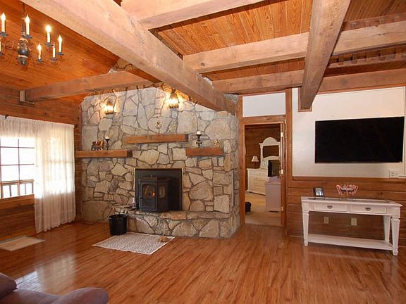 5th image of 3880 Oak Creek Ln