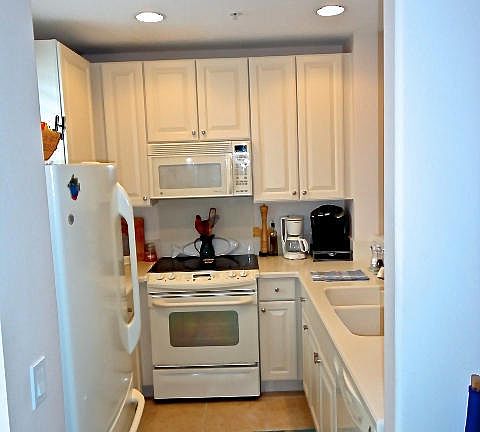 3rd image of 3682 NE Renar Ave