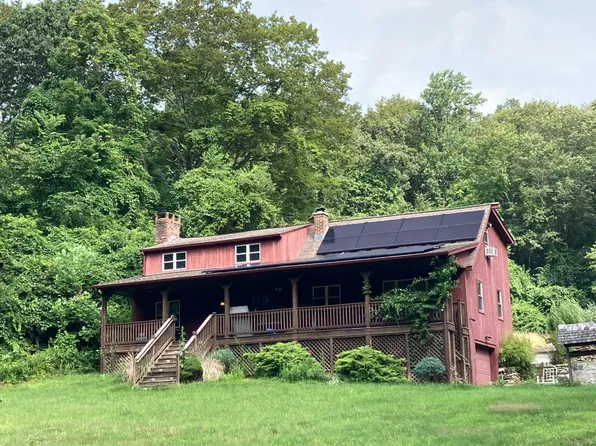 32 Gunger Hill Rd, Higganum, CT 06441
