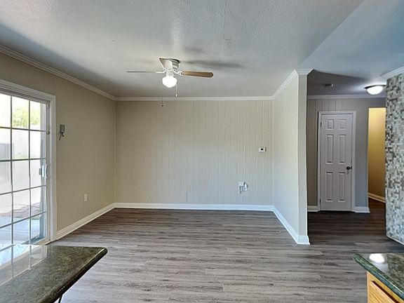 3rd image of 368 W 53rd St #1093-9