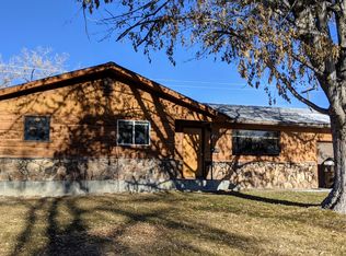 1027 S 12th St, Montrose, CO 81401
