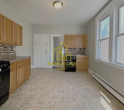 110-112 Eastern Pkwy Photo 1