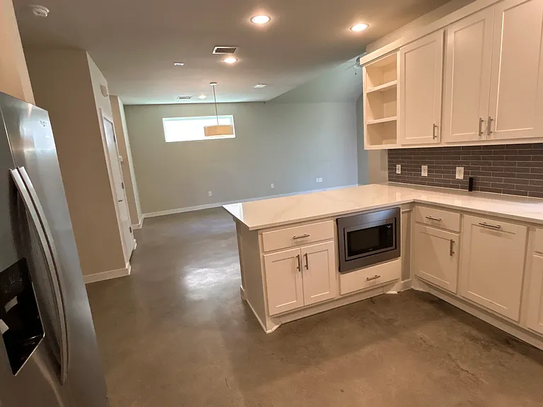 1229 Clifftop Ln — Photo 9