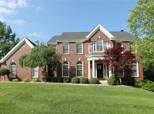 1562 Wildhorse Parkway Dr, Chesterfield, MO 63005