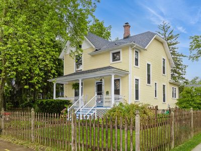 449 Dacy St, Woodstock, IL, 60098