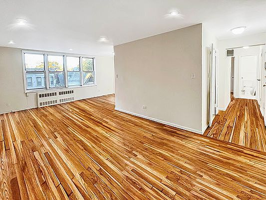 3rd image of 150 Hawthorne St APT 4O