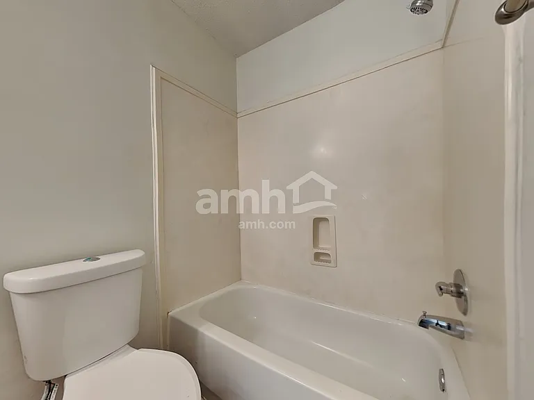 5718 Eagleston Dr — Photo 19
