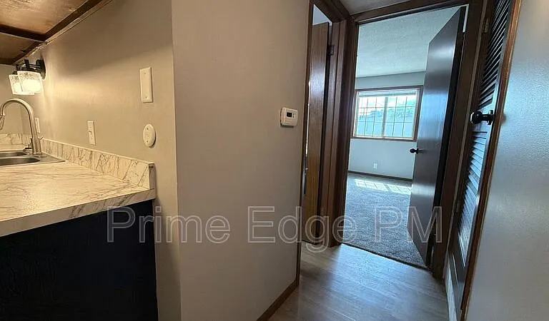 1109 N 28th St #6 — Photo 10