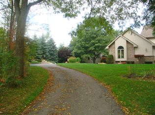 5695 Sandstone Dr, Oxford, MI