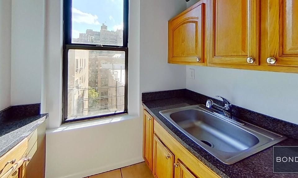 1st image of 620 W 171st St APT 6E