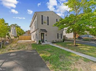 771 209th St, Pasadena, MD 21122