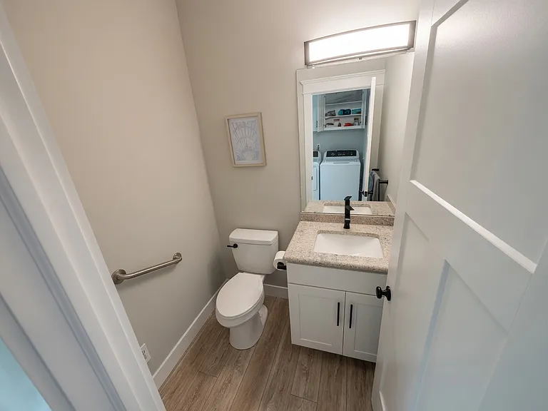 217 Haven Ave — Photo 5