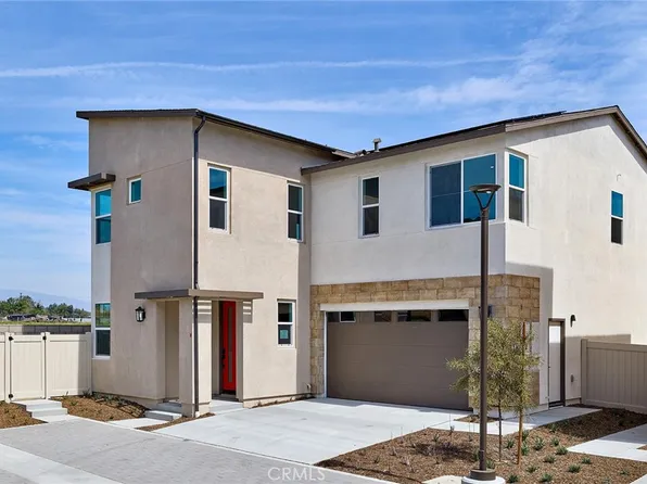 3419 E Moonstone Dr, Ontario, CA 91761
