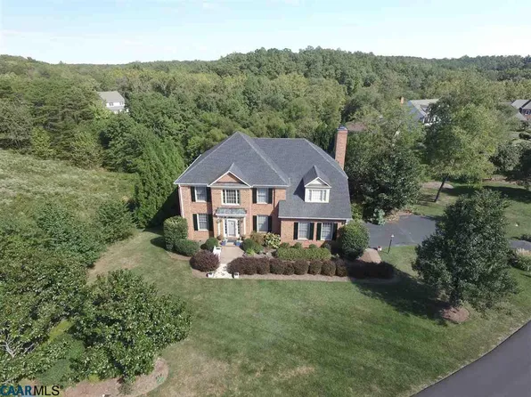 3678 Perthshire Ct, Keswick, VA 22947