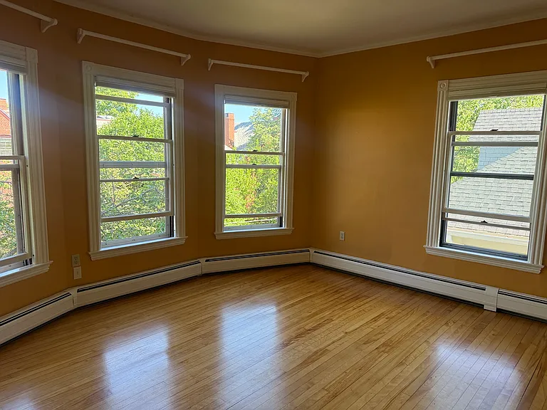 134 Neal St #3 — Photo 8