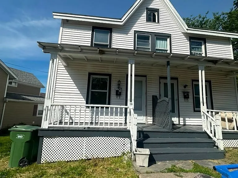 14 Sayer St — Photo 2