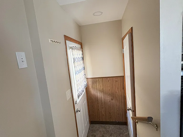 159 Leonore Rd — Photo 16