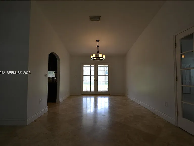 5785 SW 89th Ave — Photo 9