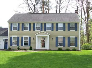 43 Hunters Pointe, Pittsford, NY 14534