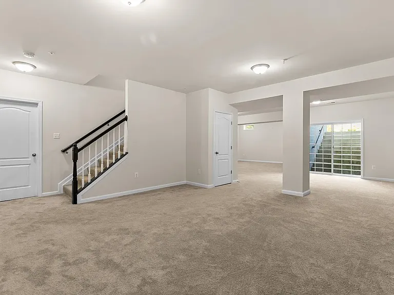 9309 Blanchard Dr — Photo 13