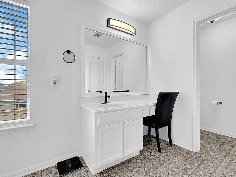 29207 Legends Hill Dr — Photo 14