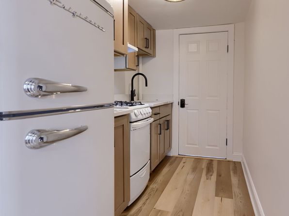 147-149 Church St #147